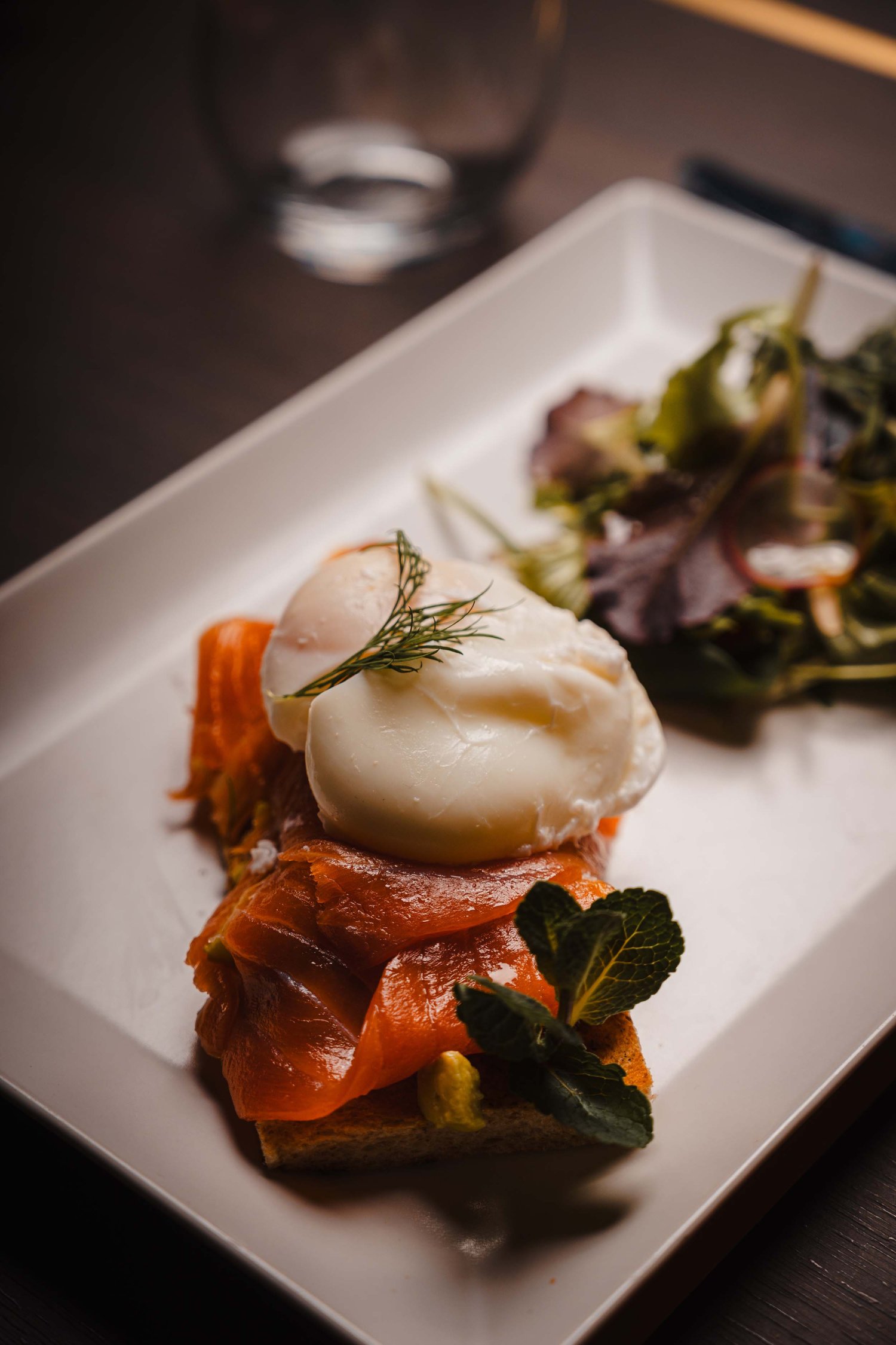 crazy_brunch_Salmon_and_Egg_Avocado_Toast