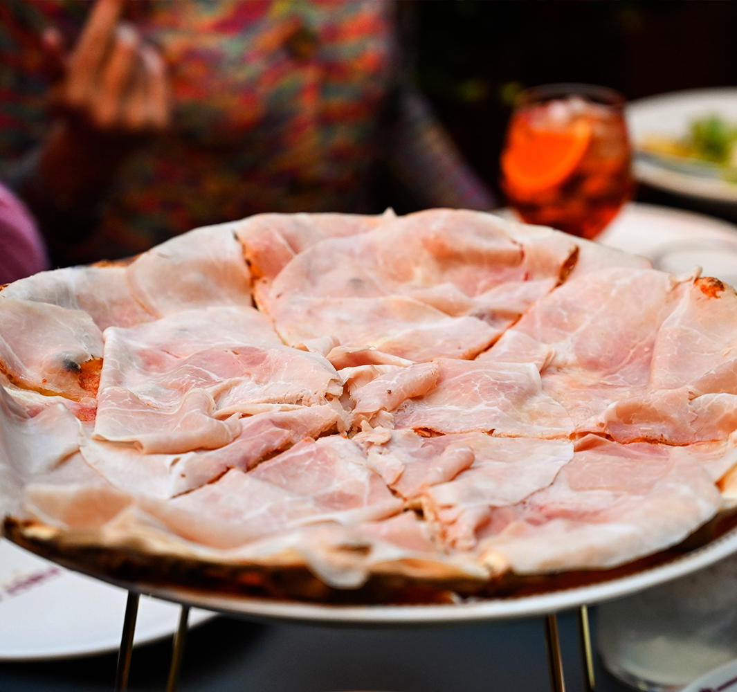 Crazy_Pizza_Prosciutto_Pizza