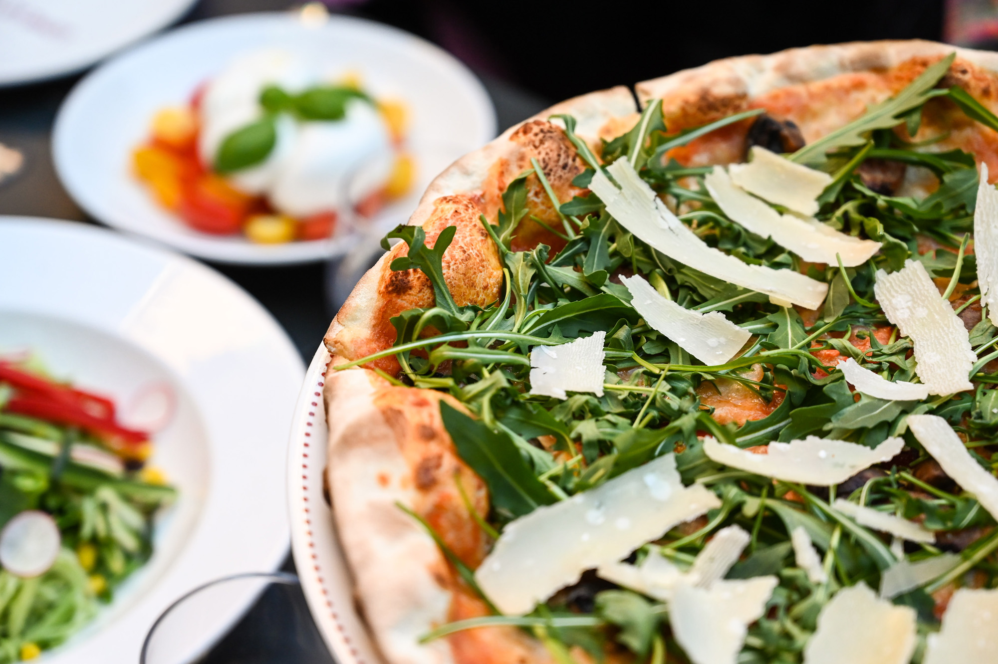 Freshly served pizza.