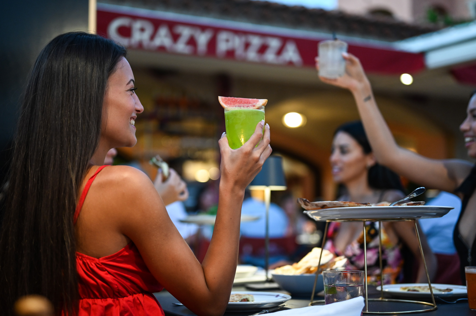 Drinks at Crazy Pizza Monte Carlo.